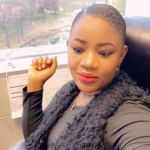 Meet your Posher, Molline